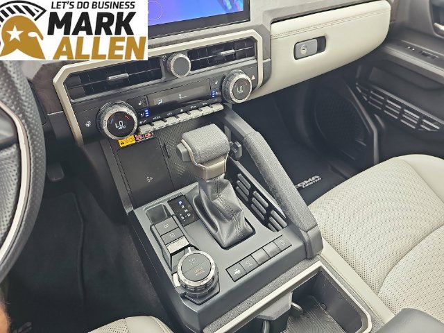 Used 2024 Toyota Tacoma Limited AWD/4WD image 17