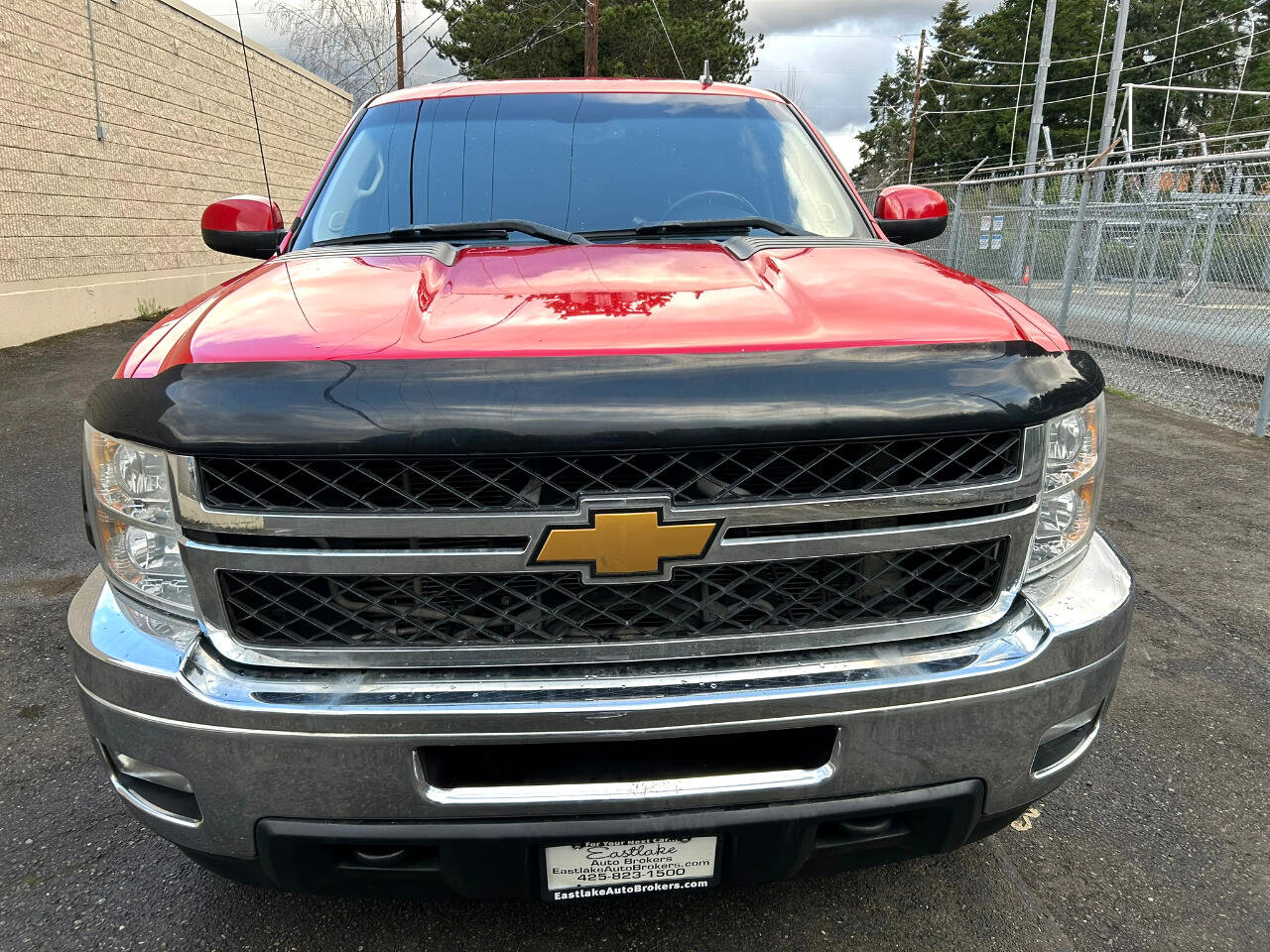 Used 2013 Chevrolet Silverado 2500 LTZ w/ LTZ Plus Package image 2
