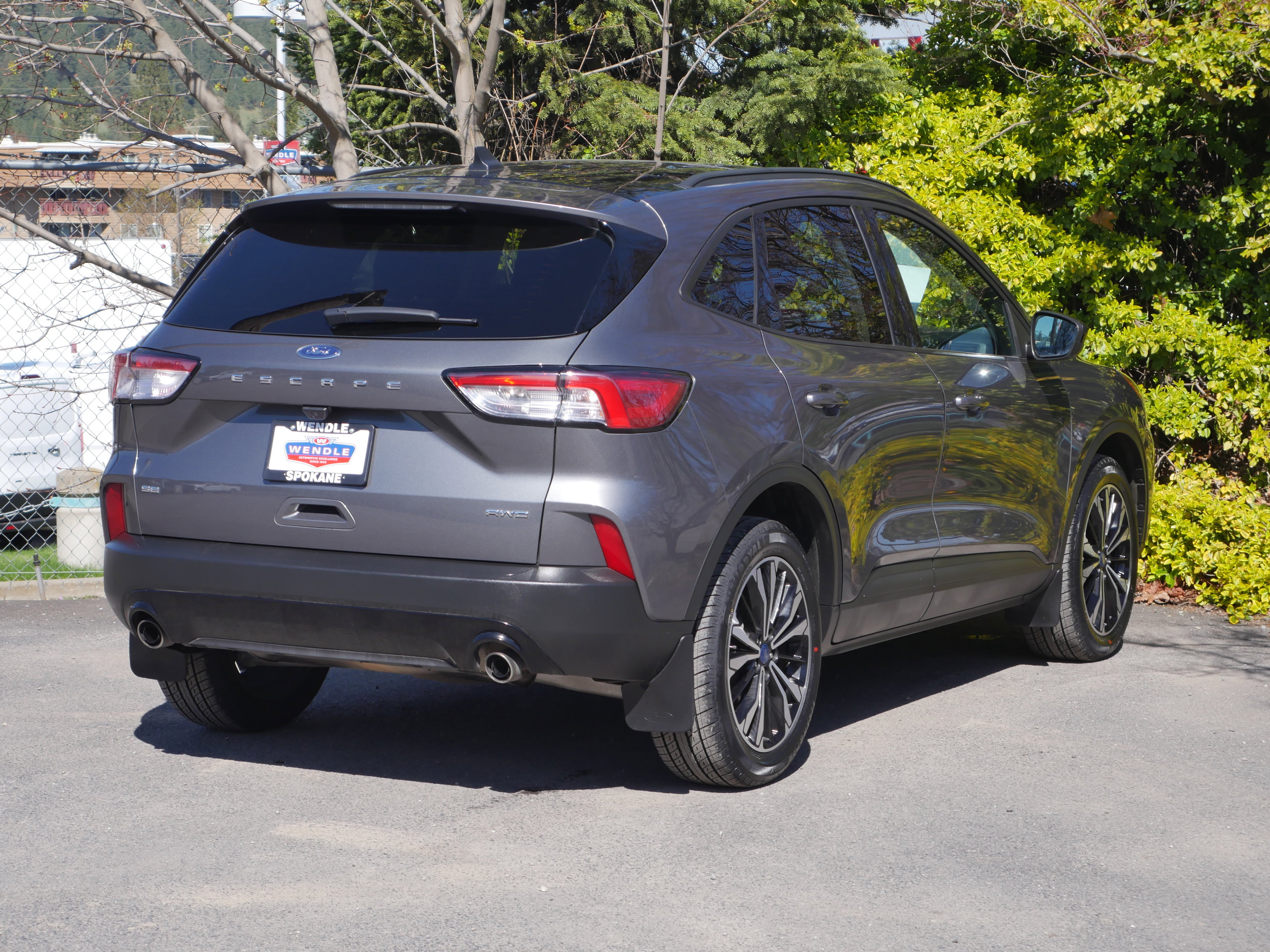 Certified 2022 Ford Escape SE w/ SE Sport Appearance Package AWD/4WD image 24
