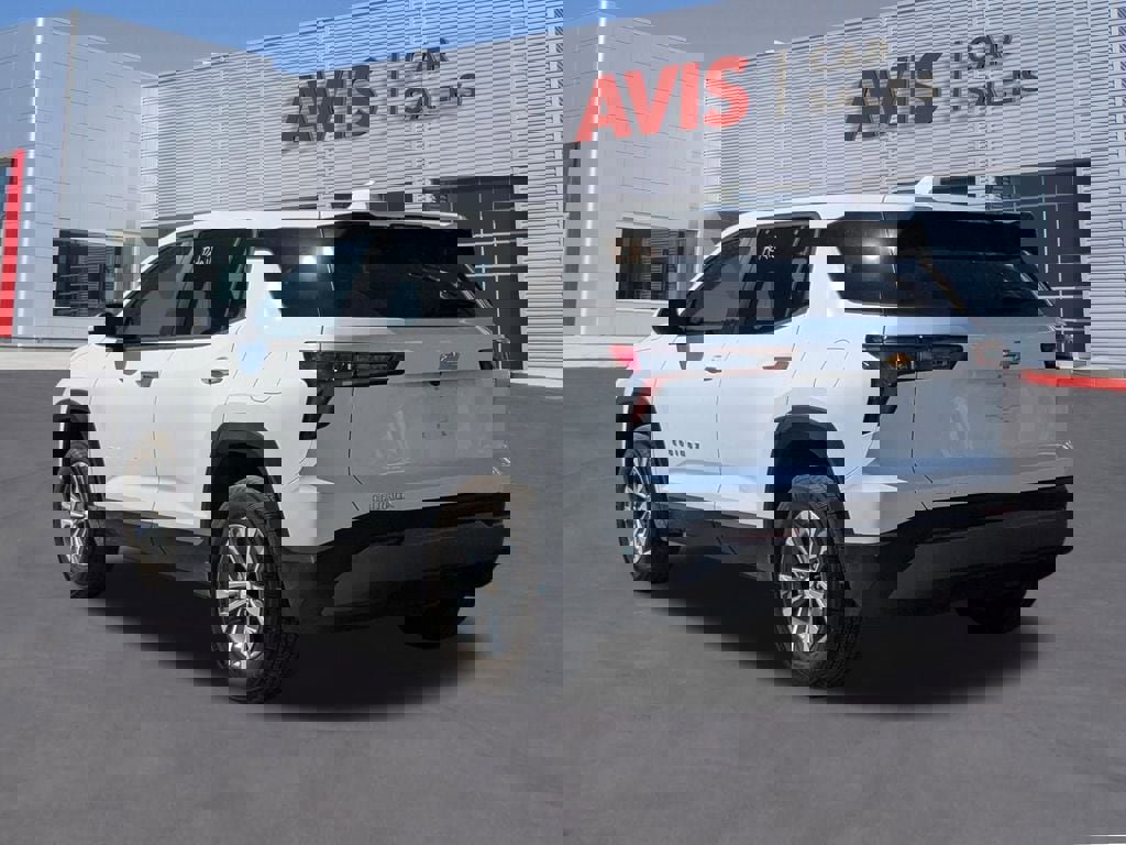 Used 2025 Chevrolet Equinox LT image 3