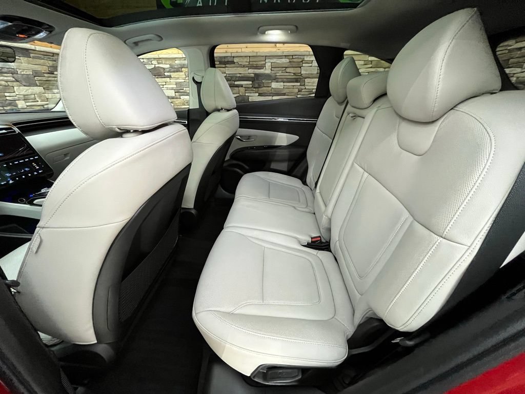 Used 2023 Hyundai Tucson Limited AWD/4WD image 35
