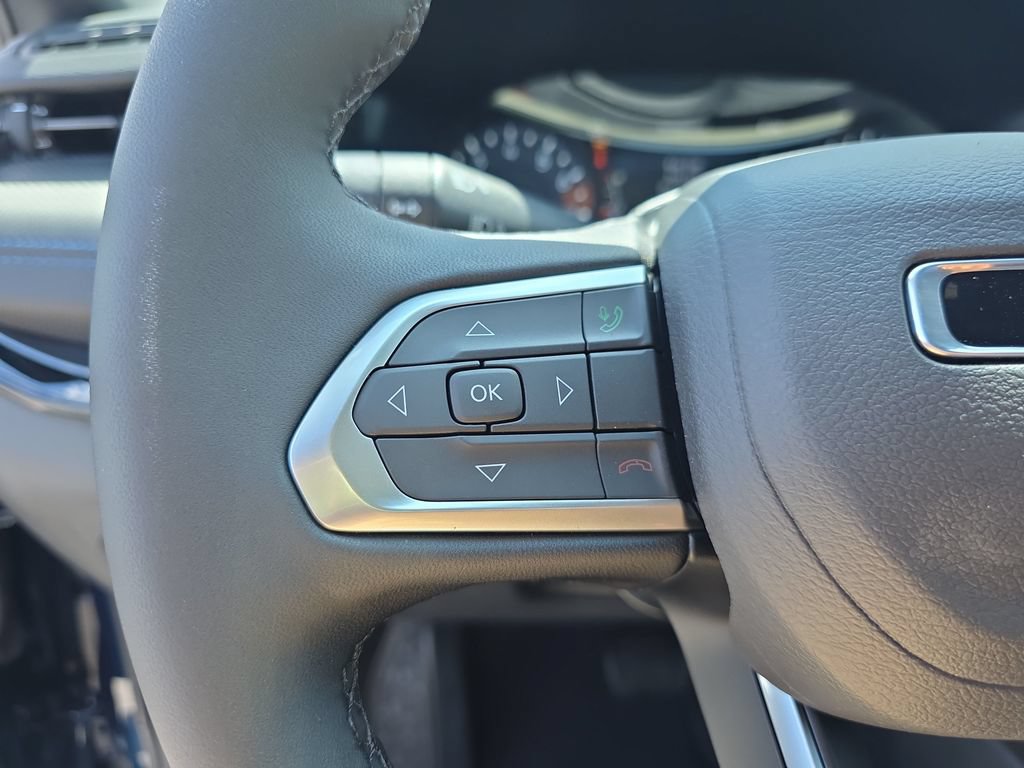 New 2026 Jeep Compass Latitude AWD/4WD image 18
