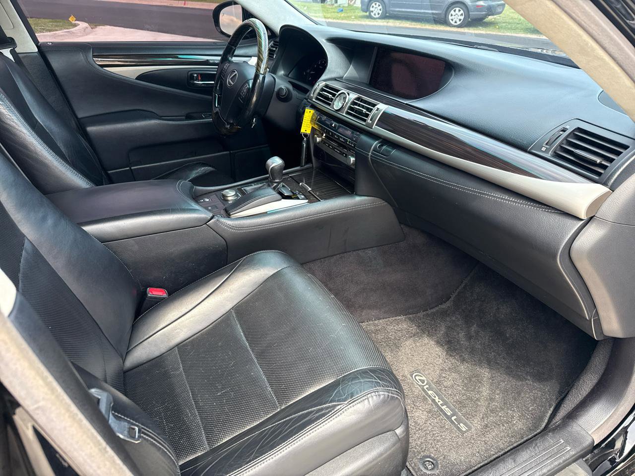 Used 2013 Lexus LS 460 L w/ Preferred Accessory Package RWD image 53