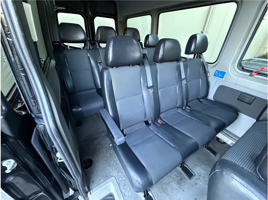 Used 2014 Mercedes-Benz Sprinter 2500 image 18