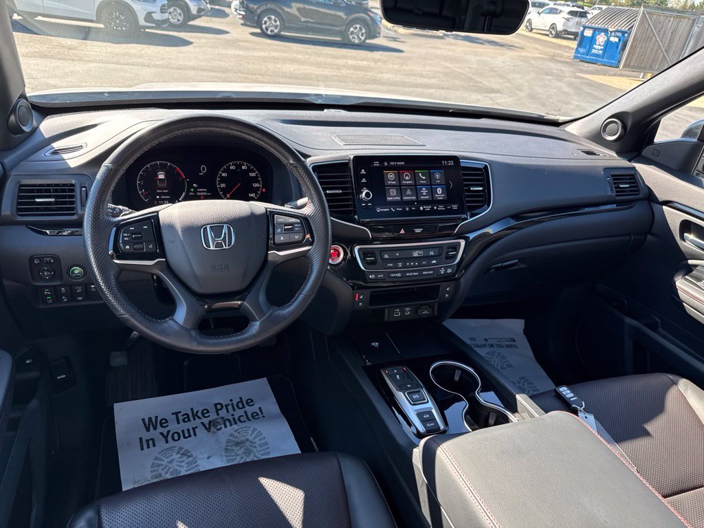 Used 2025 Honda Ridgeline Black Edition image 35