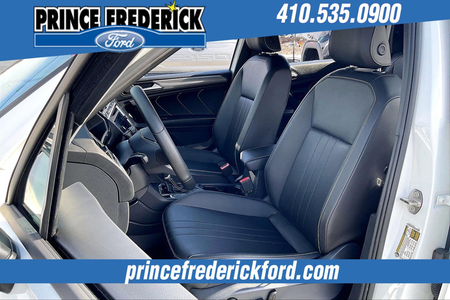 Used 2022 Volkswagen Tiguan SE R-Line image 24