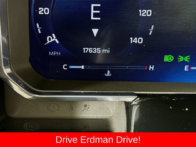 Used 2026 Chevrolet Silverado 1500 LT AWD/4WD image 32