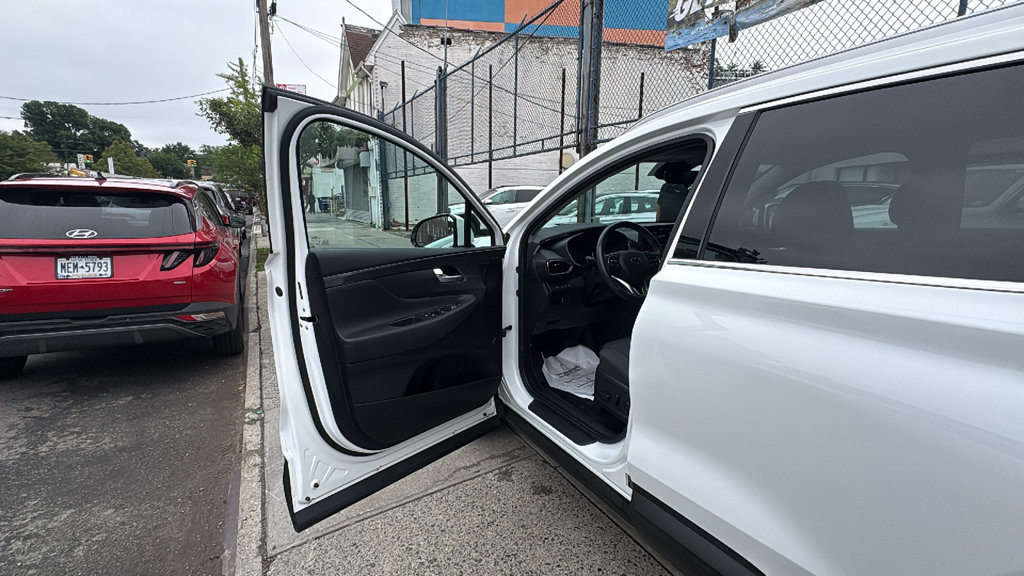 Used 2023 Hyundai Santa Fe SEL AWD/4WD image 10