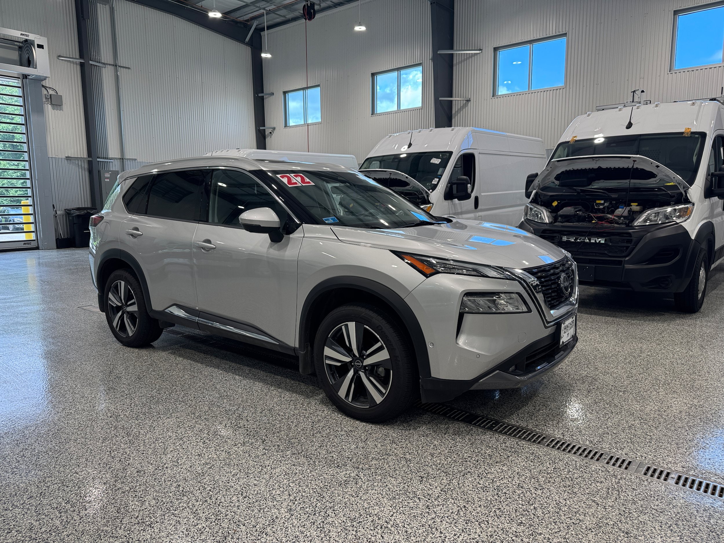 Used 2022 Nissan Rogue SL w/ SL Premium Package AWD/4WD image 3