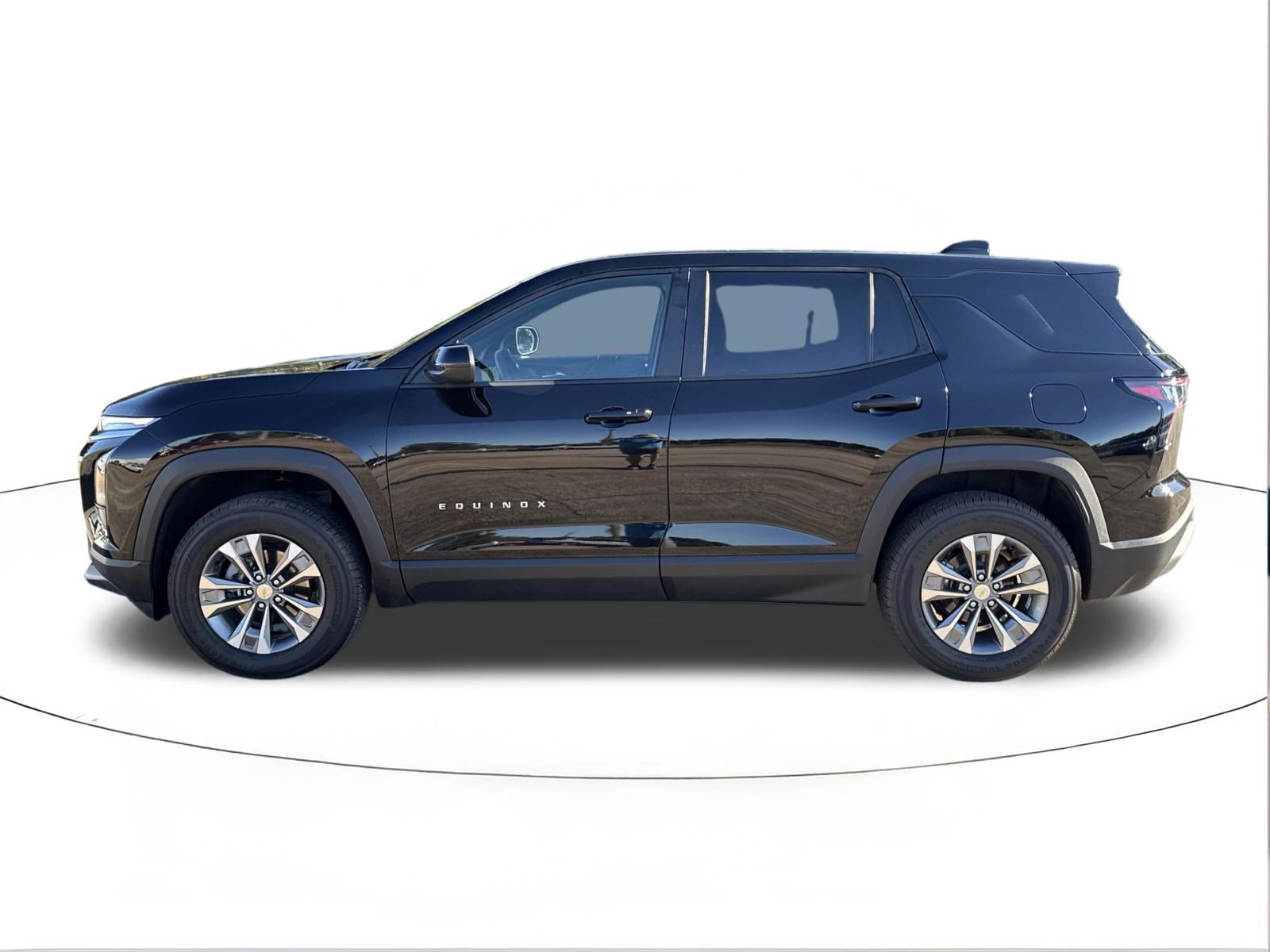 Used 2026 Chevrolet Equinox LT w/ Convenience Package II FWD image 6
