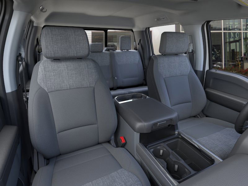 New 2026 Ford F250 XLT w/ XLT Premium Package image 32