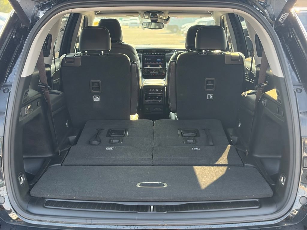 Used 2023 Jeep Grand Cherokee L Limited AWD/4WD image 10