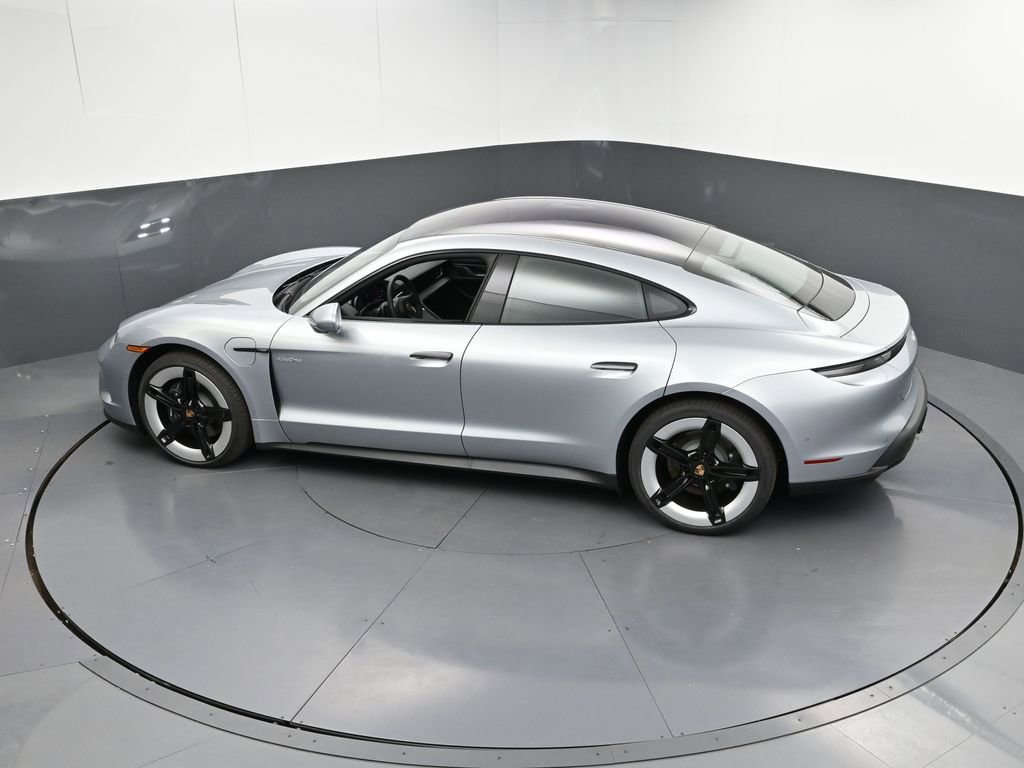 Certified 2025 Porsche Taycan image 34