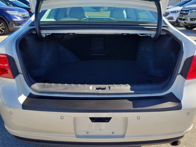 Used 2011 Buick Lucerne CXL image 13