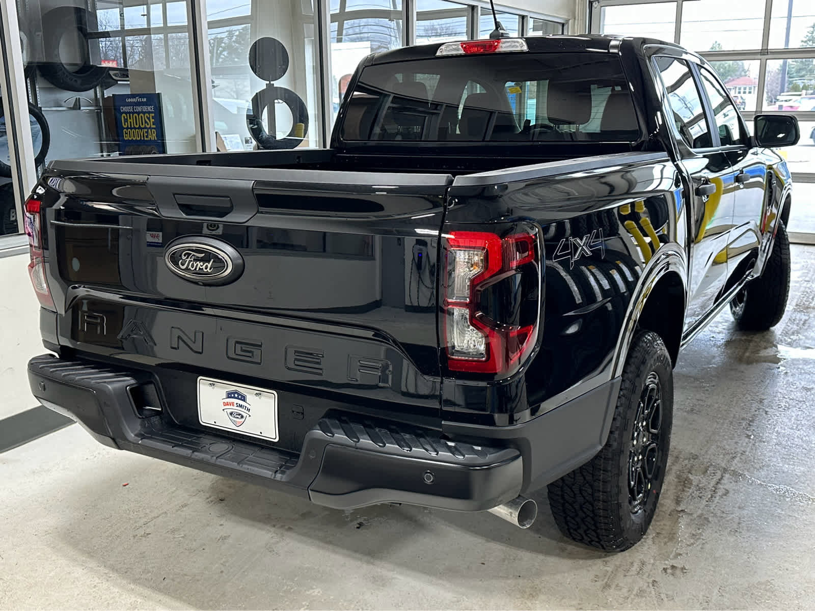 New 2025 Ford Ranger XLT w/ Black Appearance Package image 11