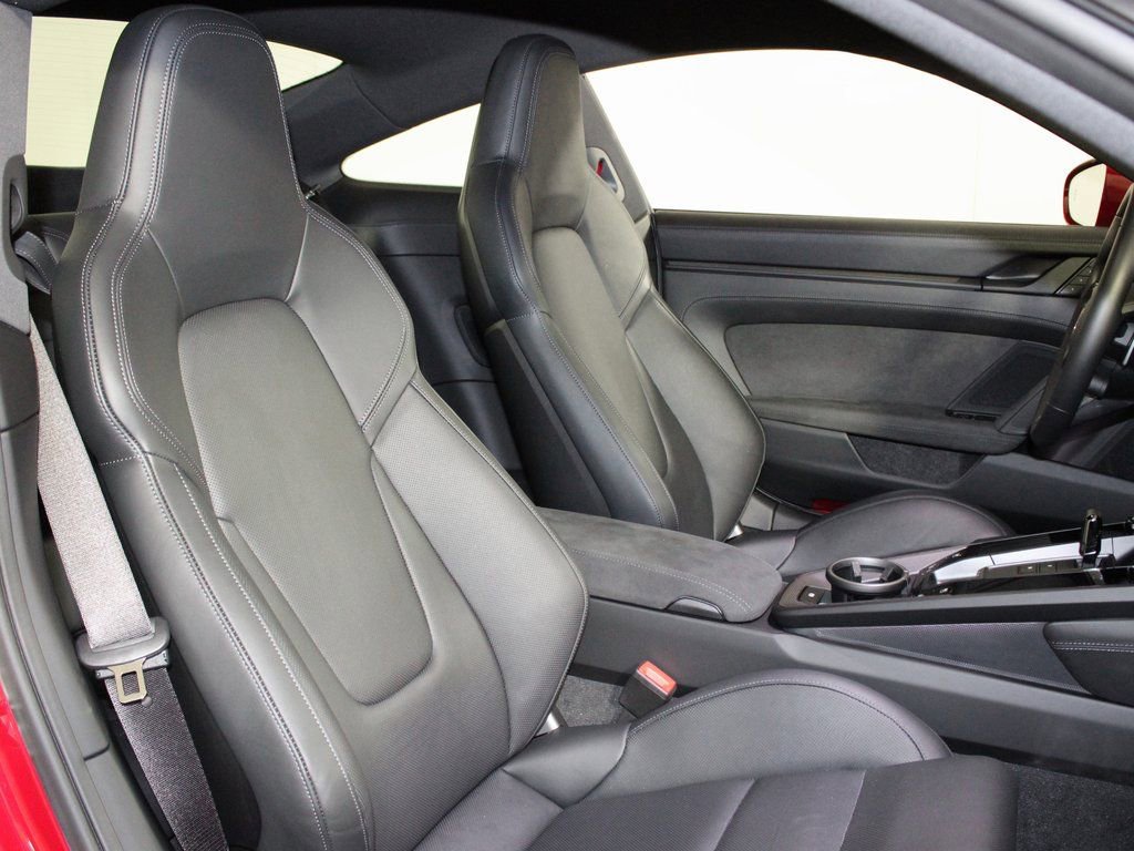 Certified 2024 Porsche 911 Carrera 4 GTS AWD/4WD image 35