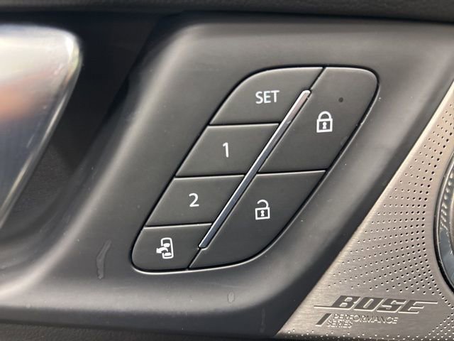 Used 2025 Buick Enclave Avenir w/ Super Cruise Package AWD/4WD image 40