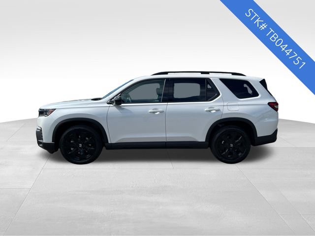 New 2026 Honda Pilot Black Edition image 4