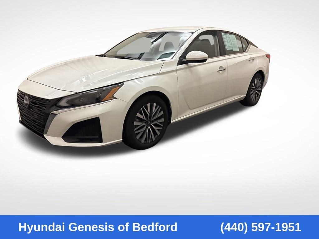 Used 2023 Nissan Altima 2.5 SV