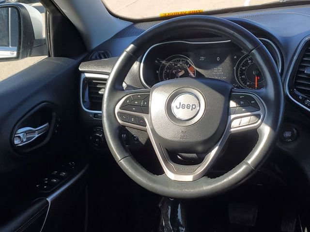 Used 2019 Jeep Cherokee Limited image 29