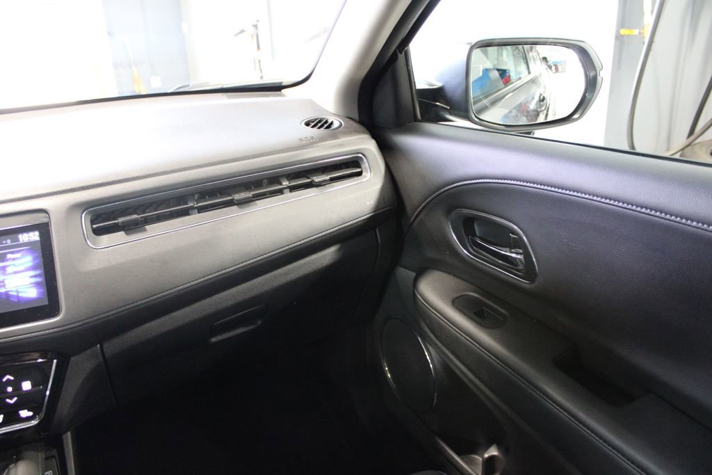 Used 2022 Honda HR-V EX-L image 28