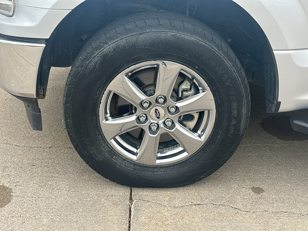 Used 2018 Ford F150 XLT w/ Equipment Group 301A Mid AWD/4WD image 3