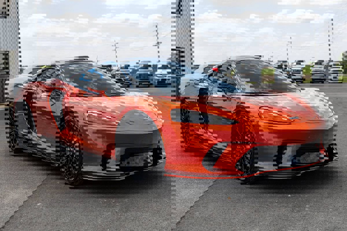 Used 2020 McLaren GT RWD image 7