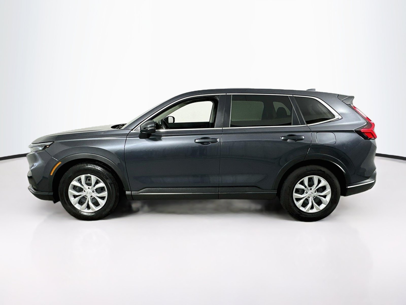 Used 2025 Honda CR-V LX image 8