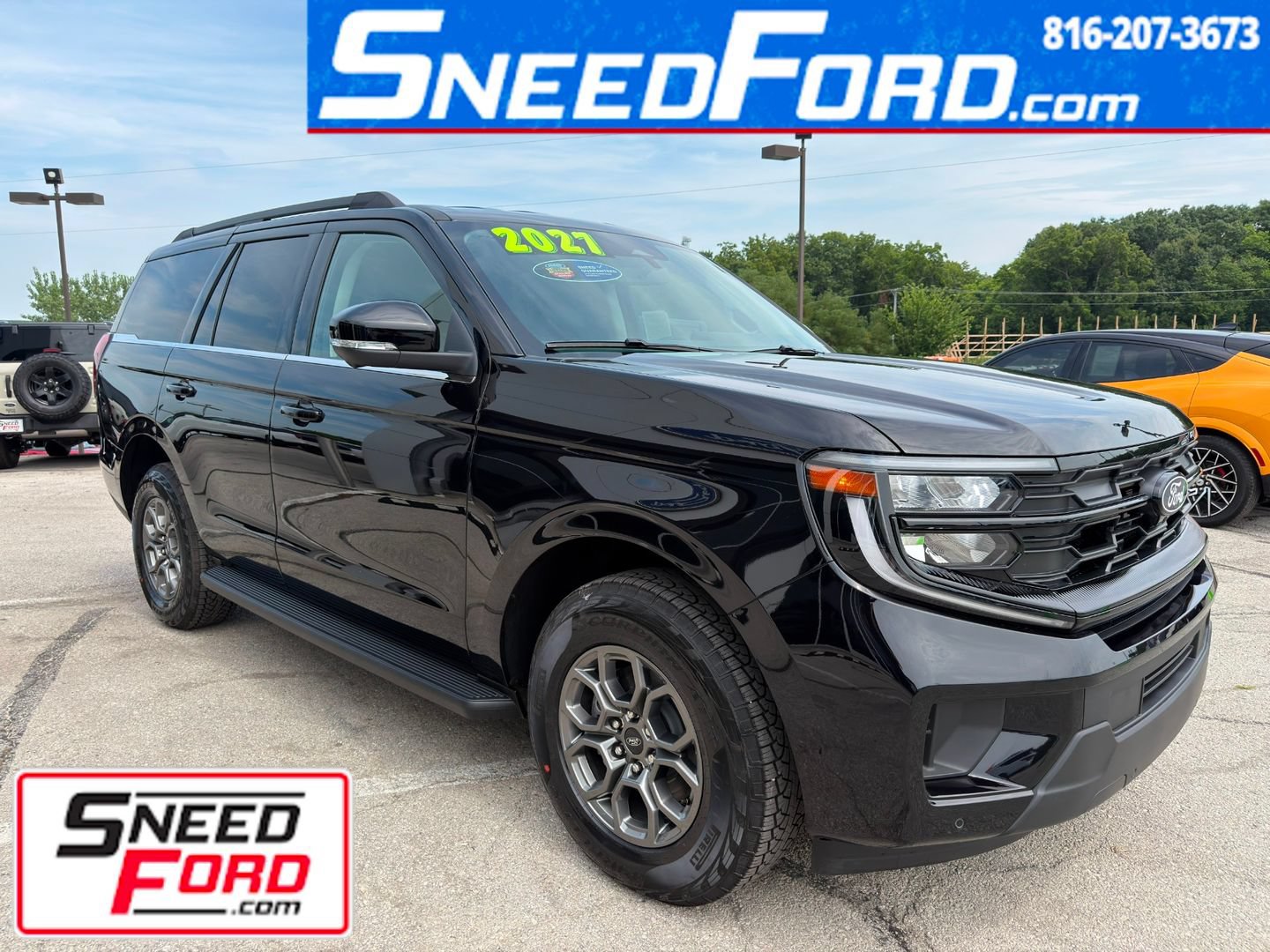 New 2027 Ford Expedition Active AWD/4WD image 1