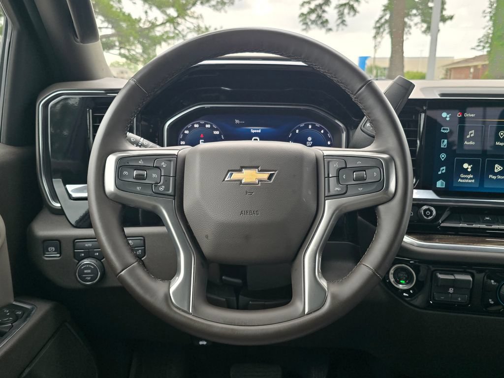 Certified 2025 Chevrolet Silverado 1500 LT w/ Leather Package AWD/4WD image 14