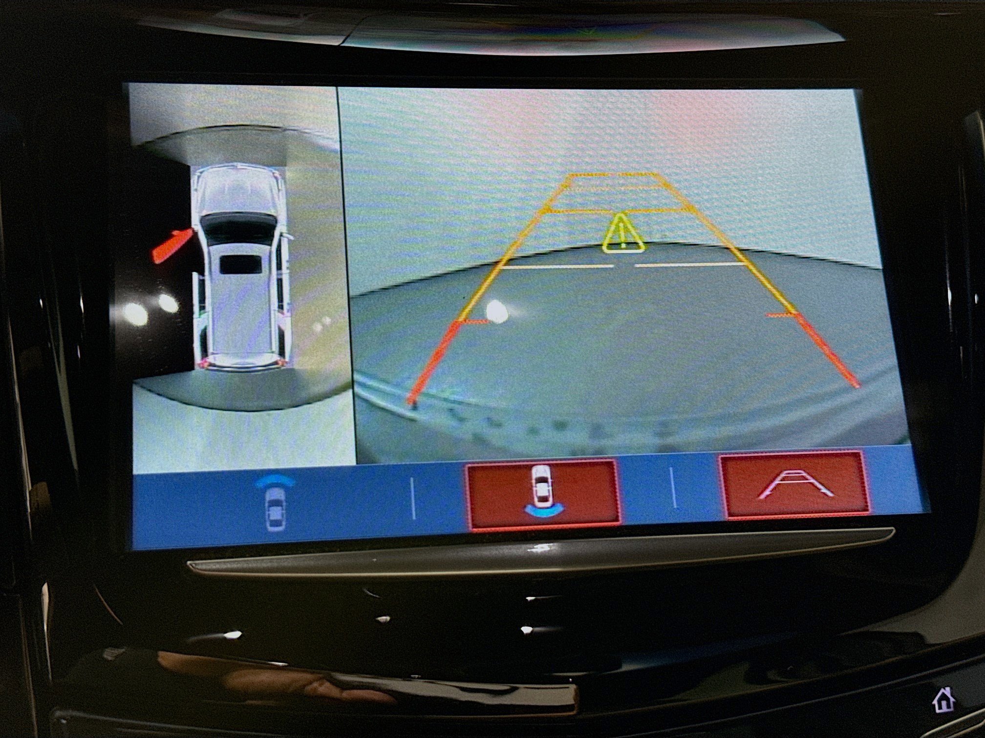 Used 2020 Cadillac Escalade Platinum image 19