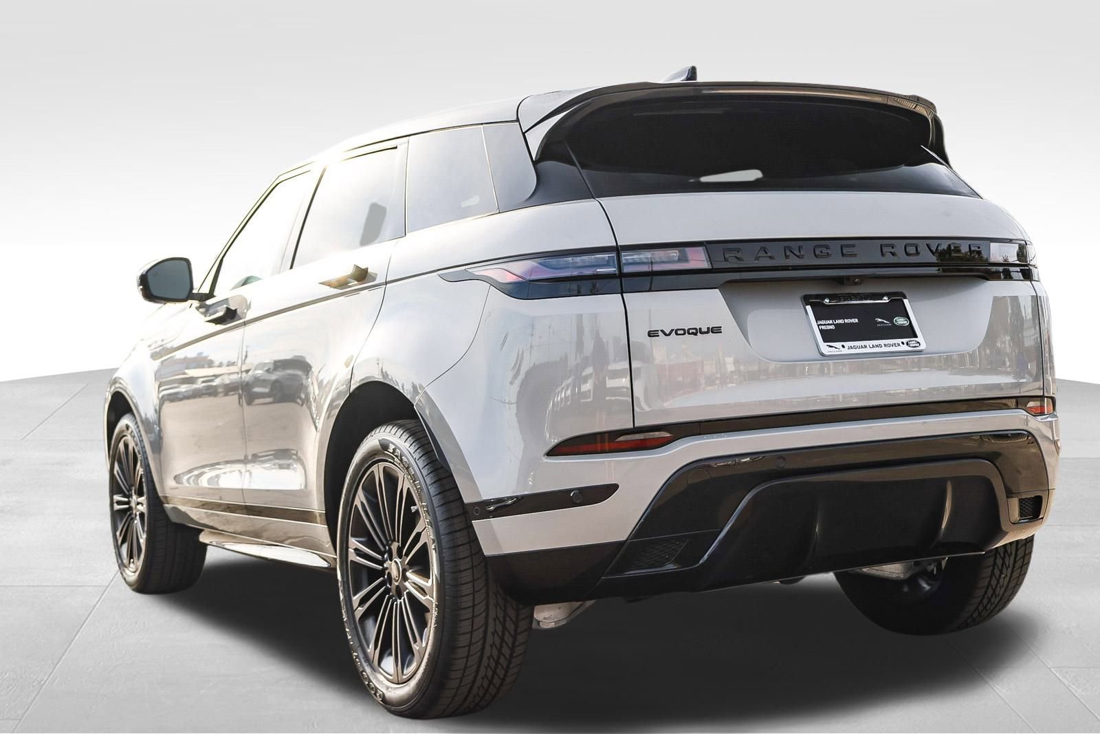 New 2026 Land Rover Range Rover Evoque Dynamic SE image 7