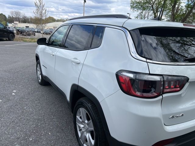 Used 2022 Jeep Compass Latitude AWD/4WD image 4