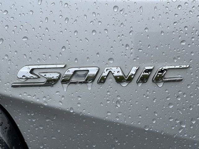 Used 2019 Chevrolet Sonic LT FWD image 19