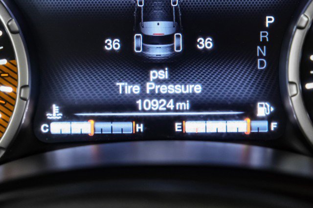 Used 2023 Jeep Renegade Trailhawk image 18