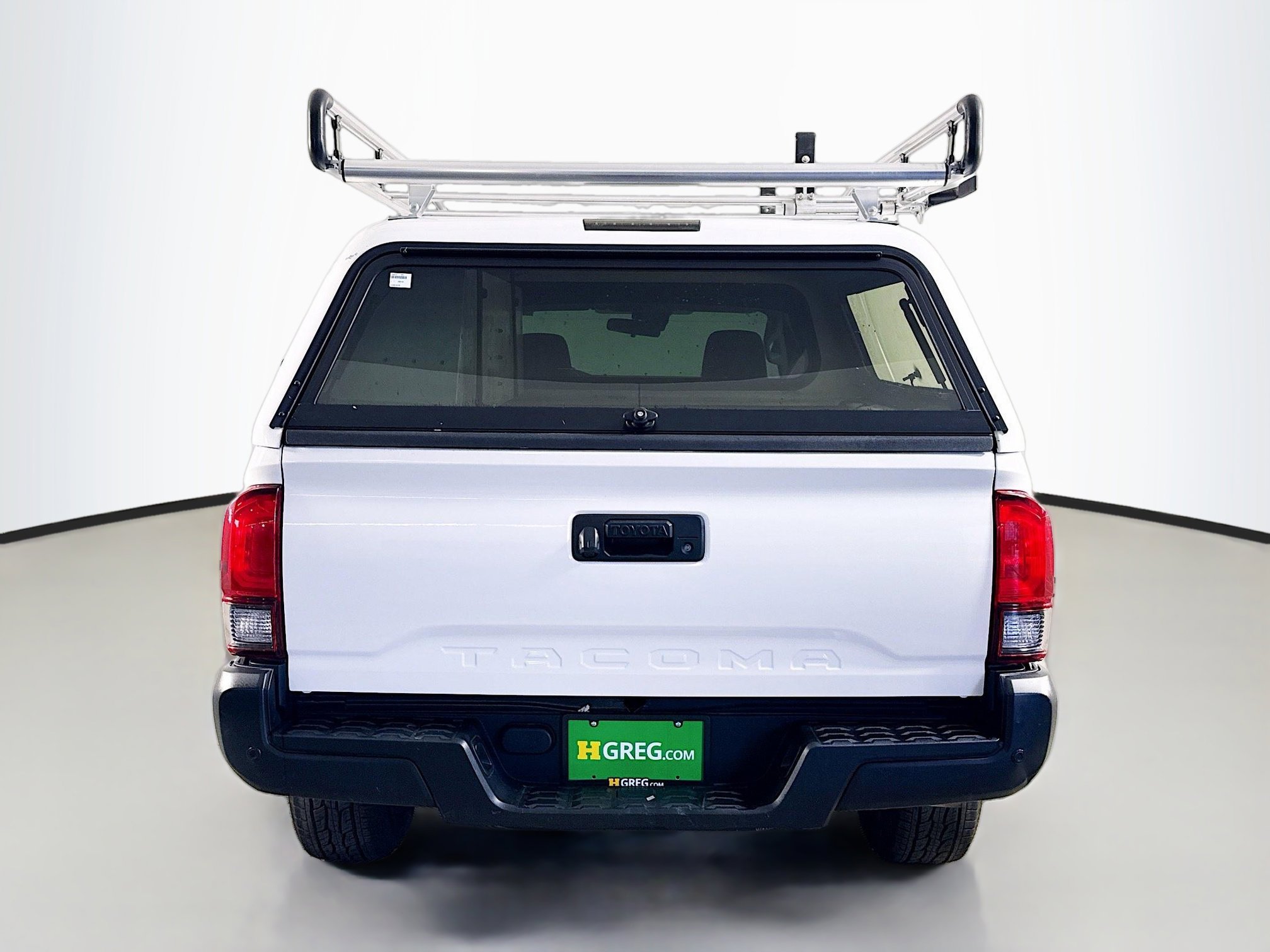 Used 2021 Toyota Tacoma SR image 8