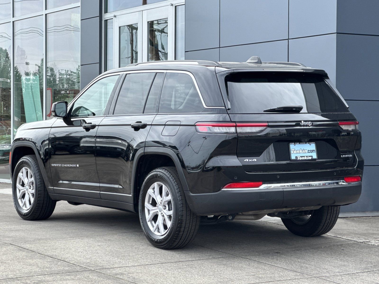 Used 2022 Jeep Grand Cherokee Limited image 5