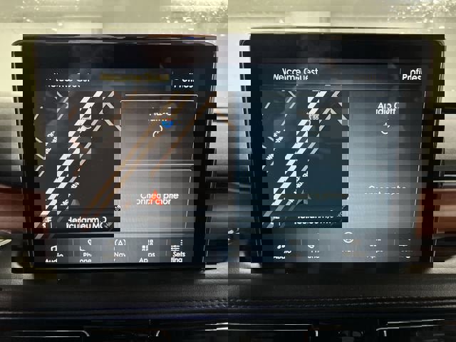 Used 2020 Lincoln Aviator Reserve w/ Equipment Group 201A image 13