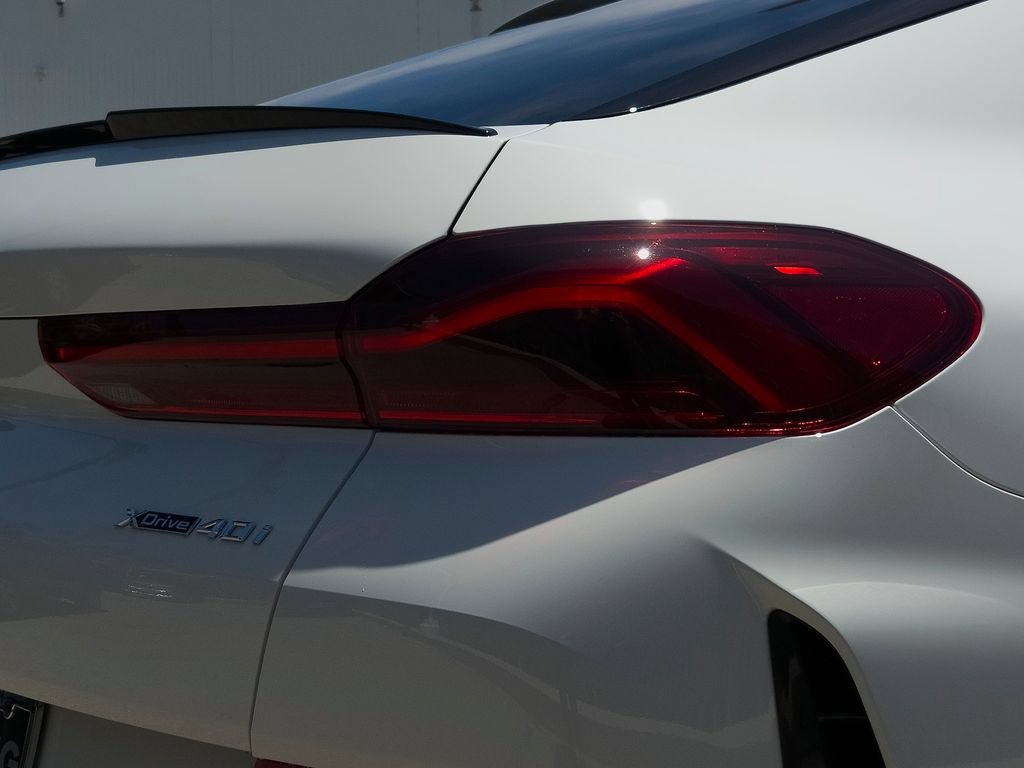 New 2027 BMW X6 xDrive40i w/ Premium Package AWD/4WD image 3