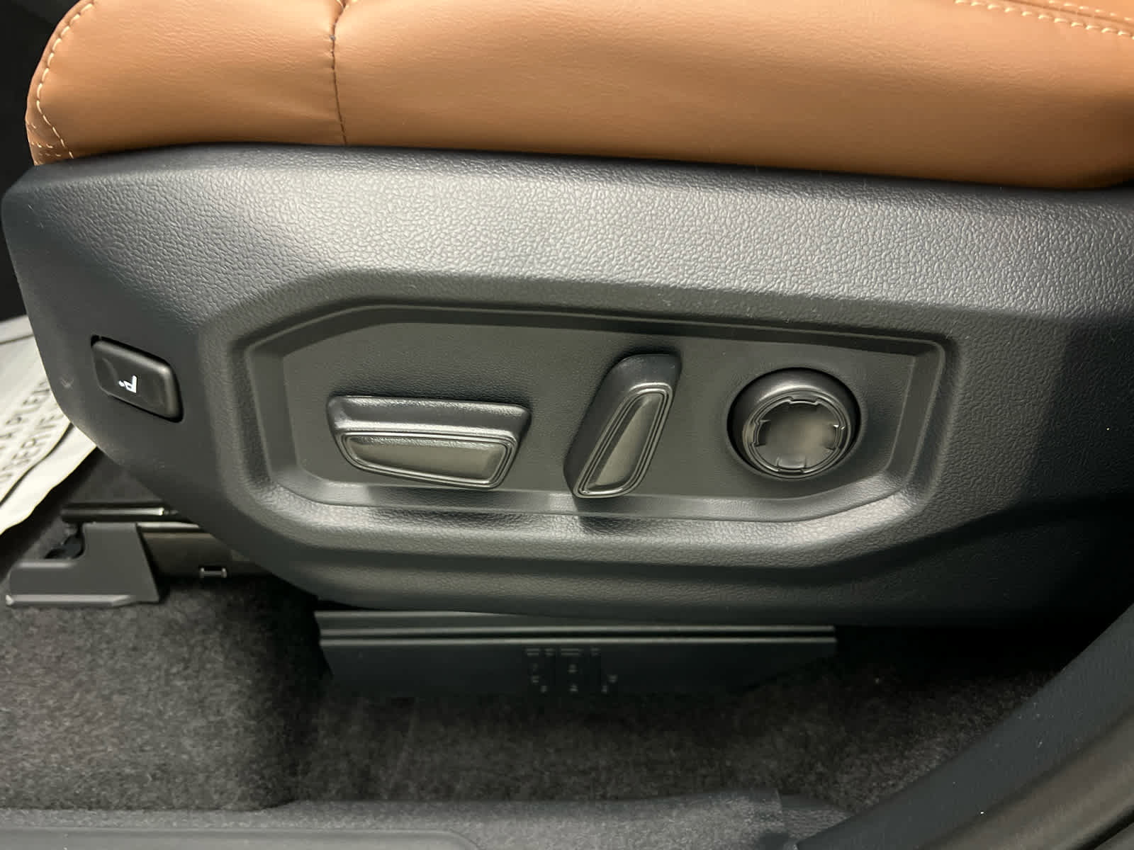 New 2026 Toyota Tundra 1794 Edition w/ TRD Off-Road Package image 18