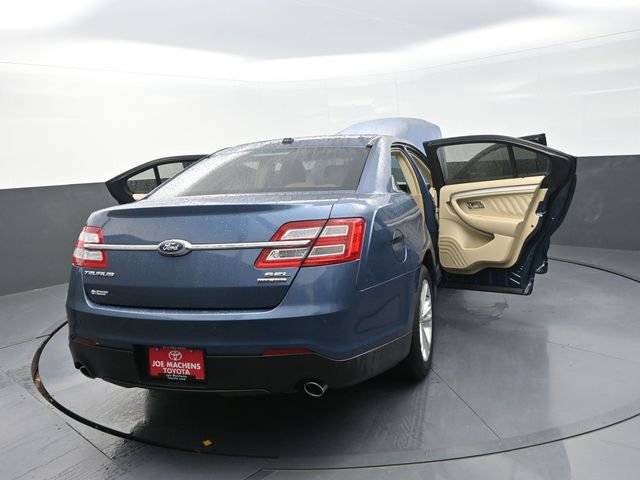 Used 2018 Ford Taurus SEL image 43