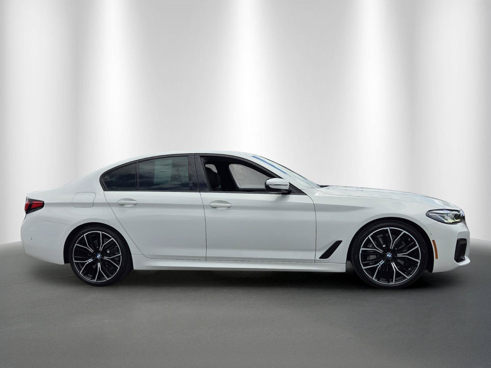 Certified 2023 BMW 530i w/ M Sport Package RWD image 8