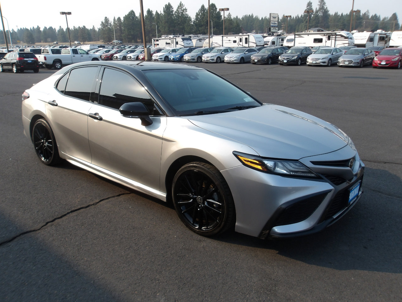 Used 2021 Toyota Camry XSE image 7
