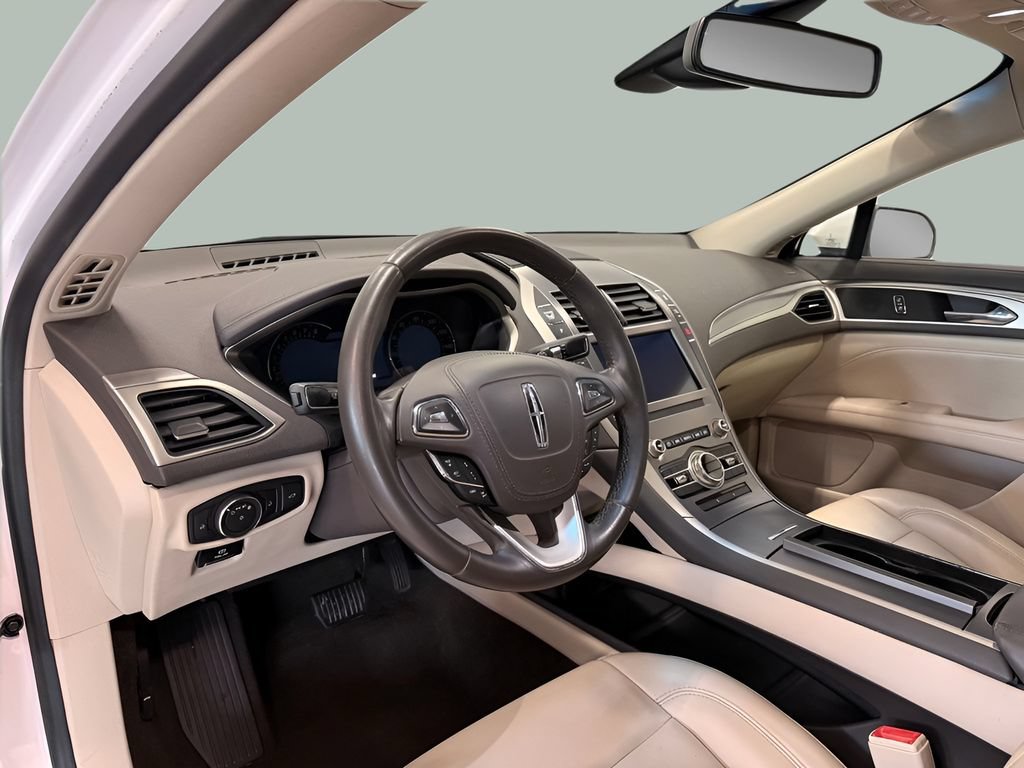 Used 2020 Lincoln MKZ w/ Convenience Package FWD image 14