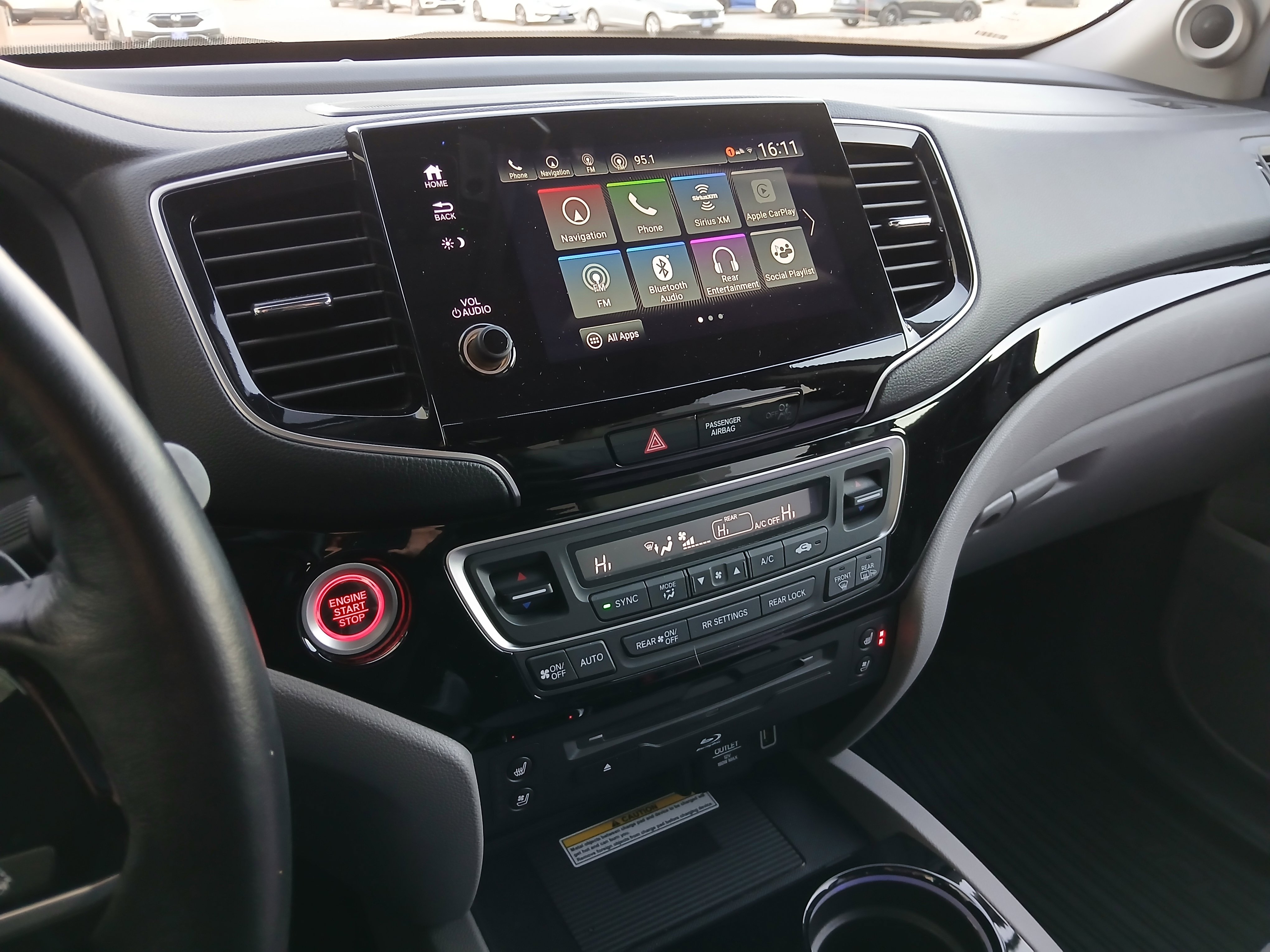 Used 2019 Honda Pilot Elite image 11