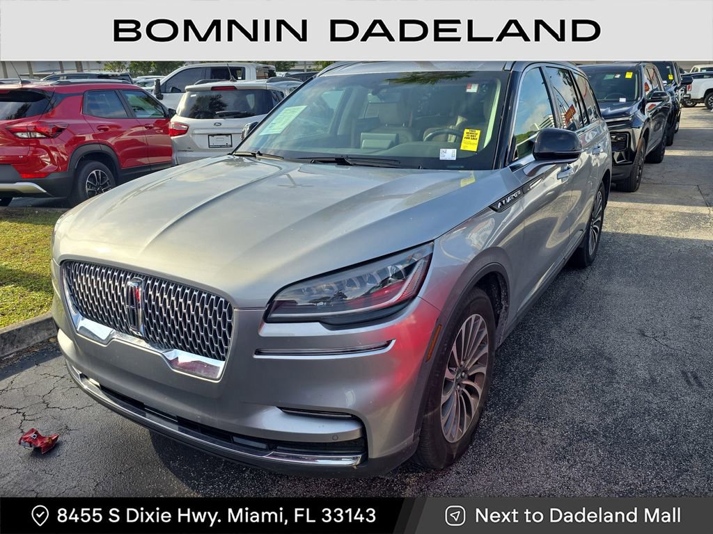 Used 2023 Lincoln Aviator Reserve image 2