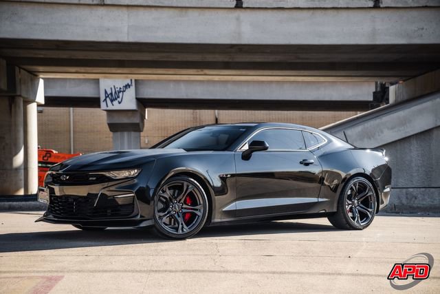 Used 2020 Chevrolet Camaro SS image 36