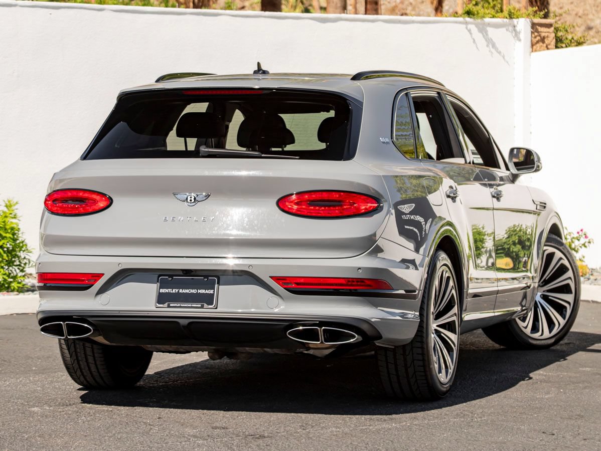 Certified 2022 Bentley Bentayga AWD/4WD image 11