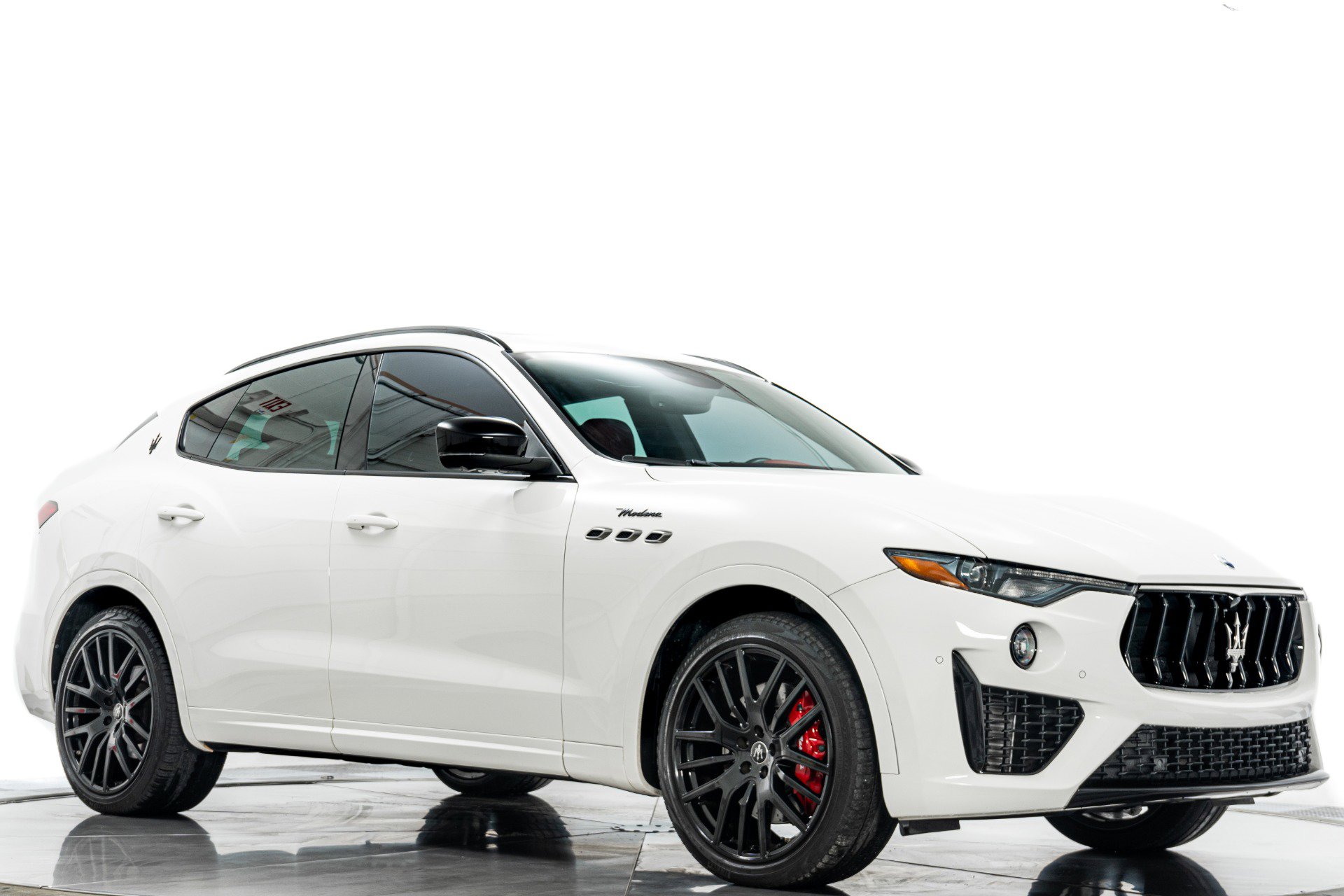 Used 2022 Maserati Levante Modena image 32