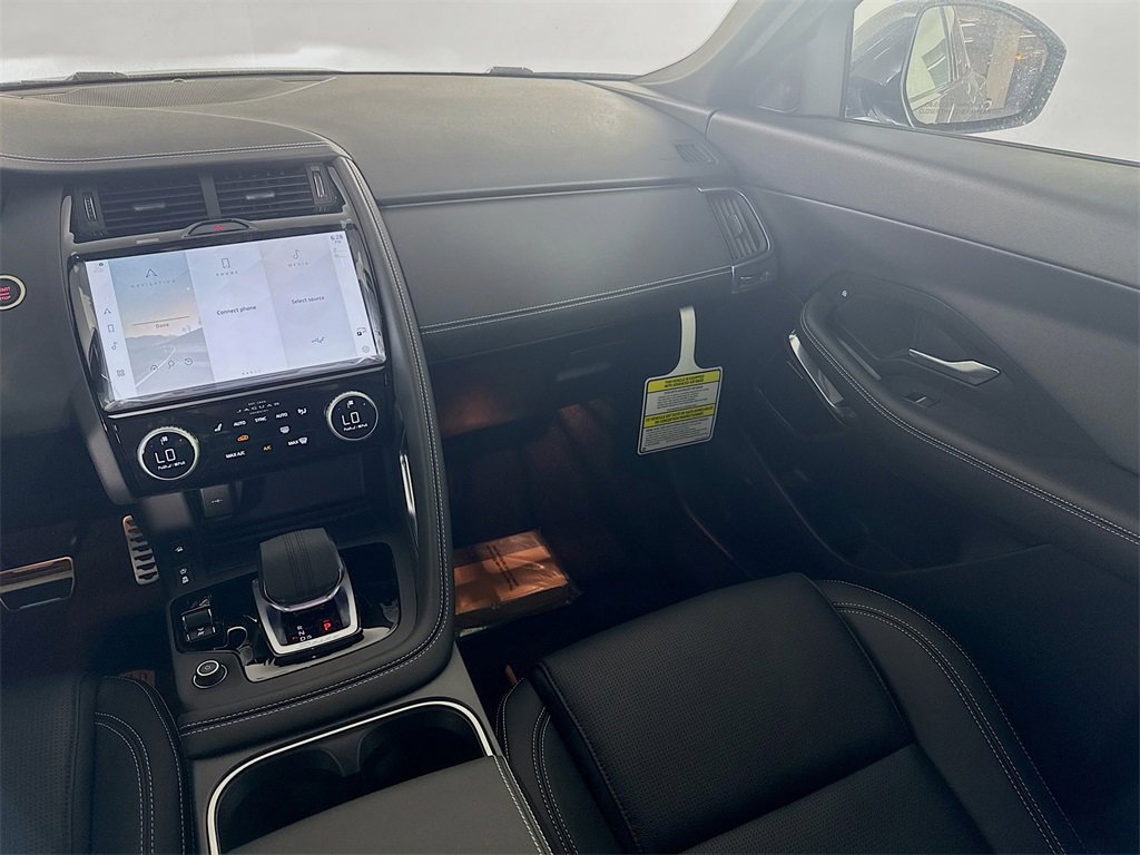 New 2024 Jaguar E-PACE R-Dynamic SE image 23
